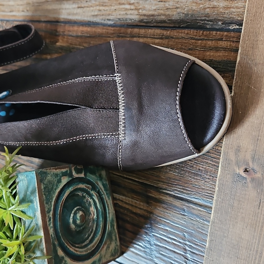 Cloud Women's Brown Leather Sandals,‎ Made In Portugal. Size 41. - Picture 7 of 10